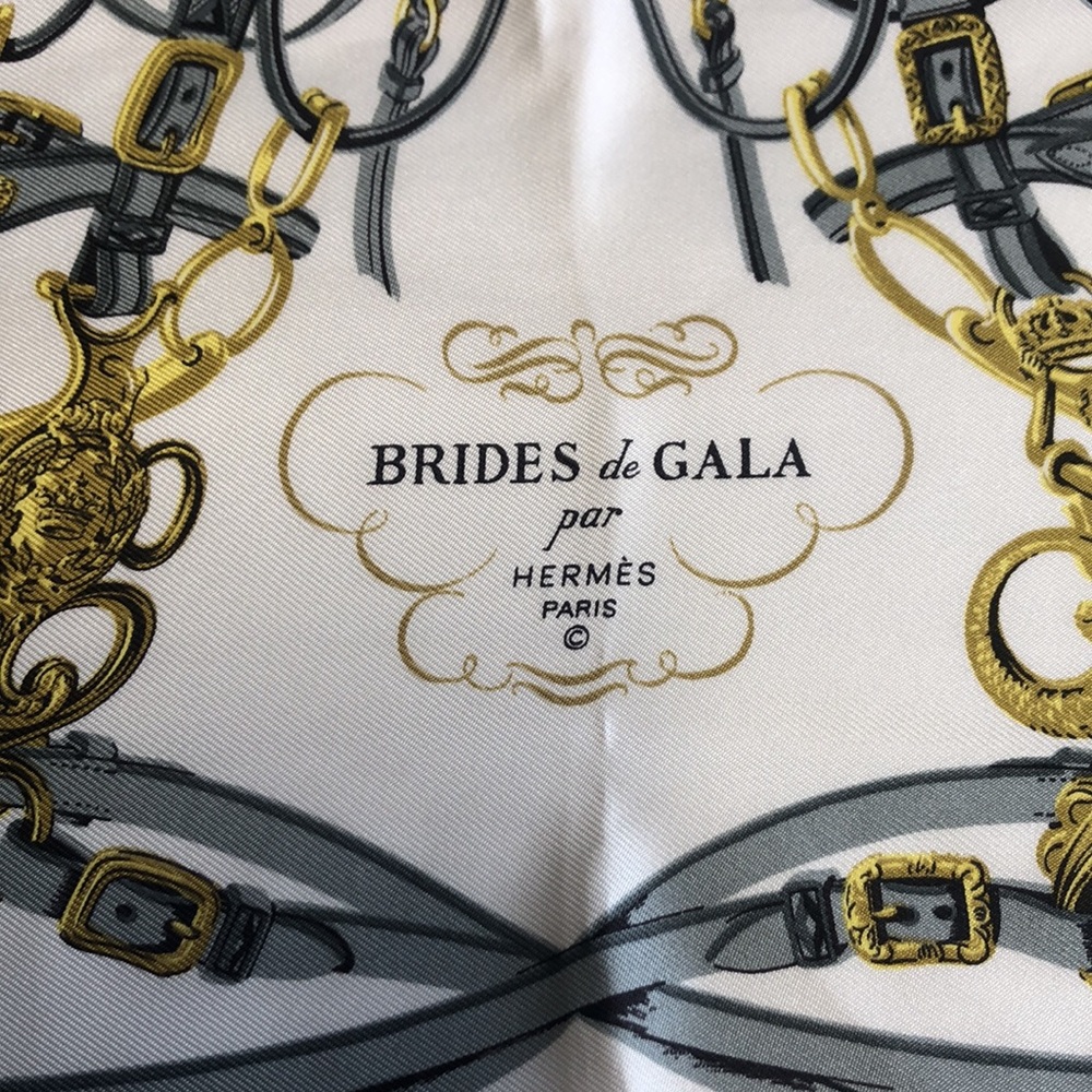 ✨Hermès “Brides de Gala” silk scarf✨ - Picture 2 of 13